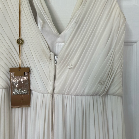 Demetrios Floor Length Grecian Maxi Wedding Gown Chiffon - Picture 6 of 7